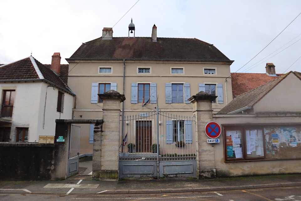Poyans (70) Mairie