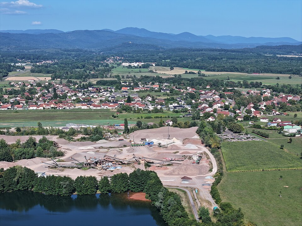 08 — Roye (Haute — Saône) — 01