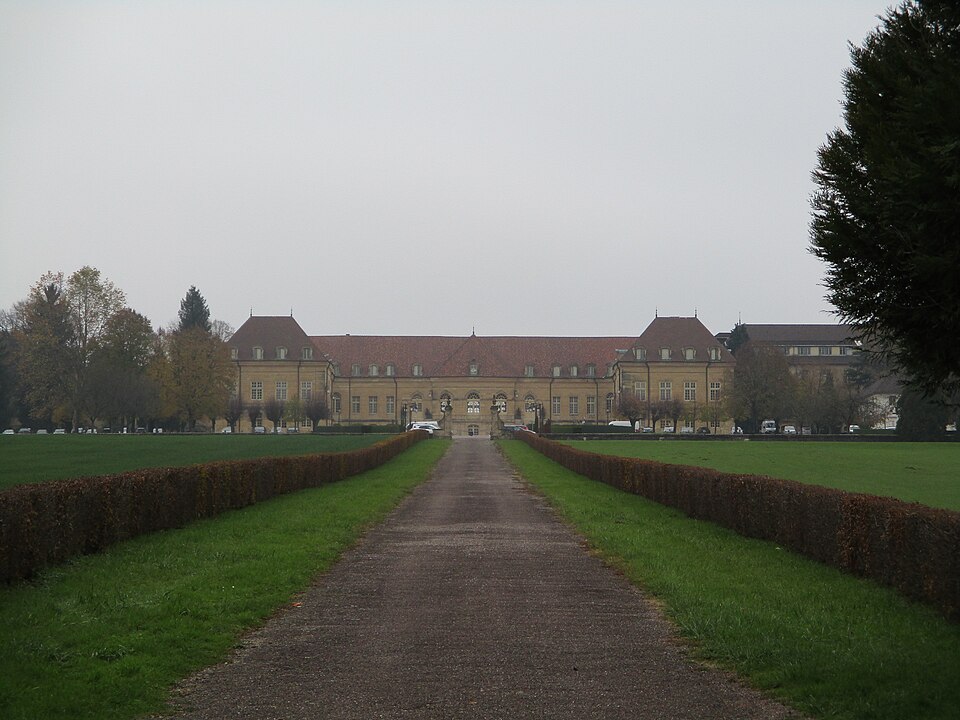 Château de Saint — Remy 002