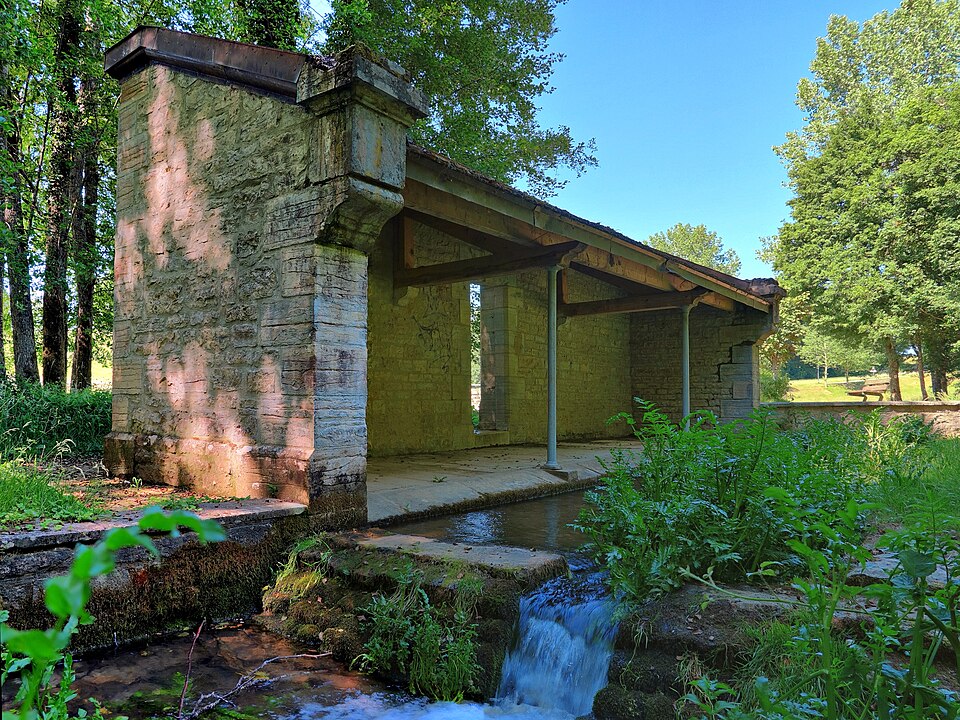 Traitiéfontaine, le lavoir au fil de l'eau