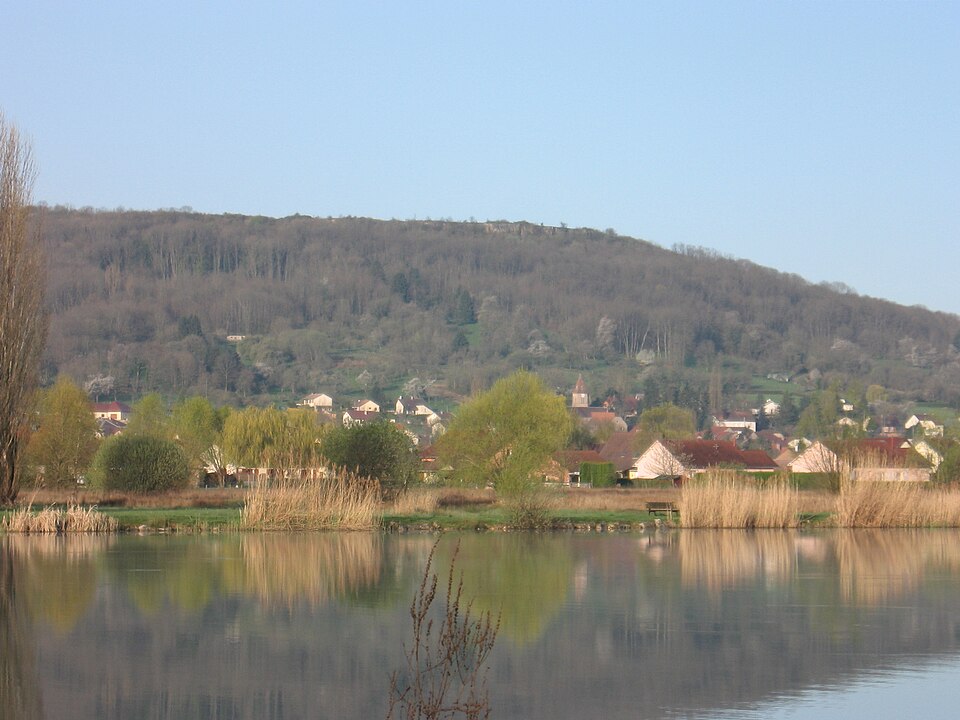 Vaivre — et — Montoille