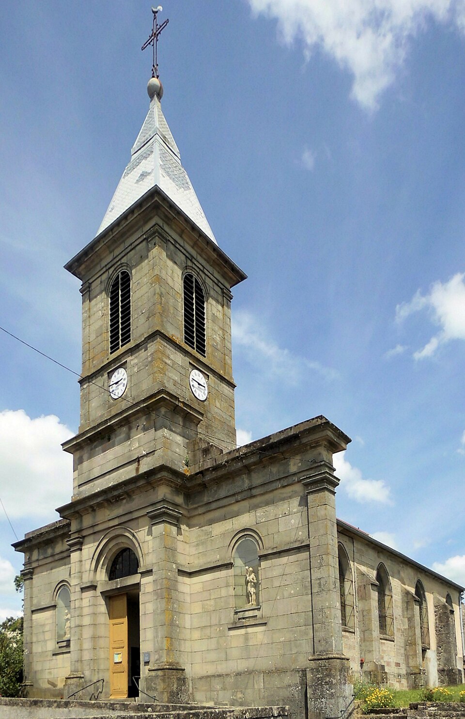 Vougécourt, Église Saint — Jacques 2