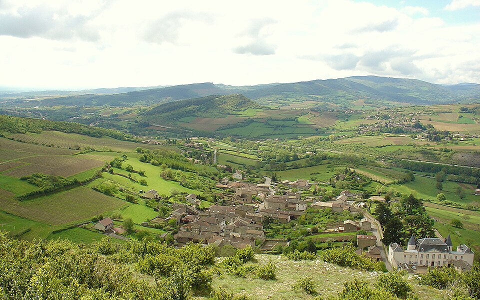 Berzé — la — Ville