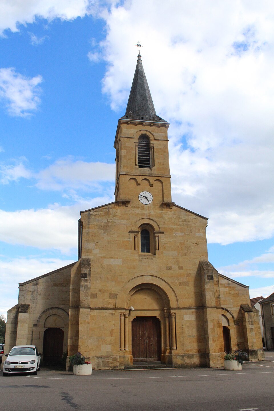 Église St Didier Chambilly 5