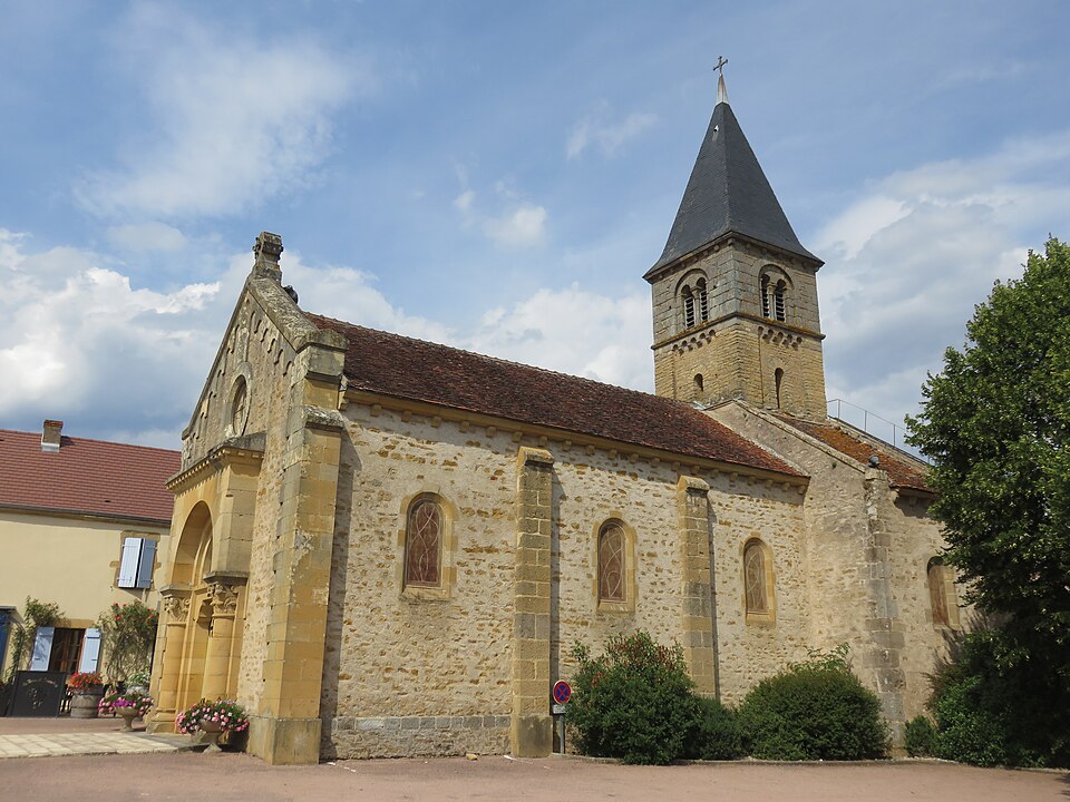 Champlecy — Vue église (juil 2019)