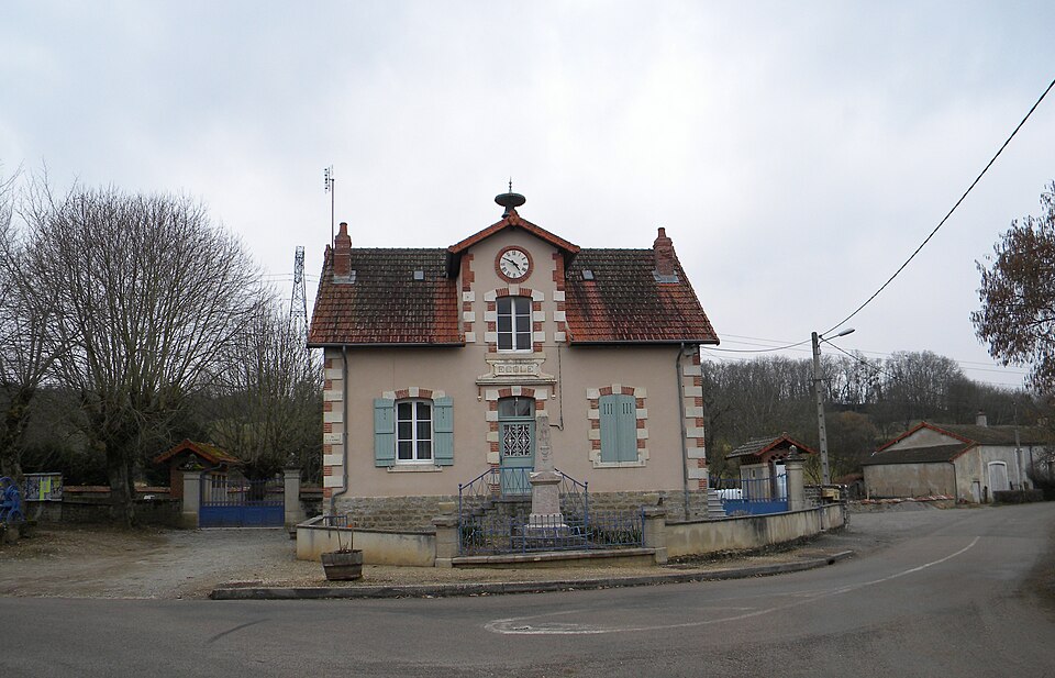 Épertully Mairie — Ecole