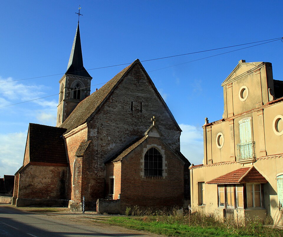 Frontenard Kirche und altes Schulhaus