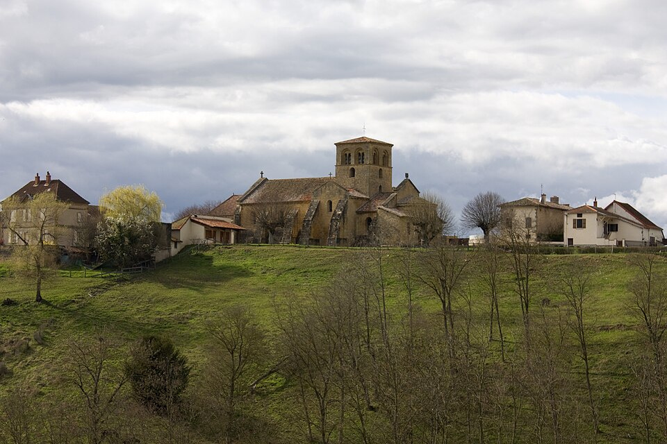 Iguerande — Église St Marcel — (Vue du Calvaire) — 20110330