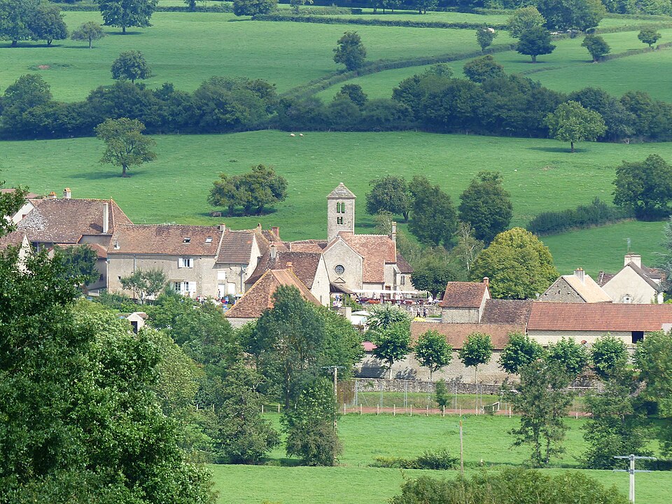 Saint — Huruge Saone — et — Loire
