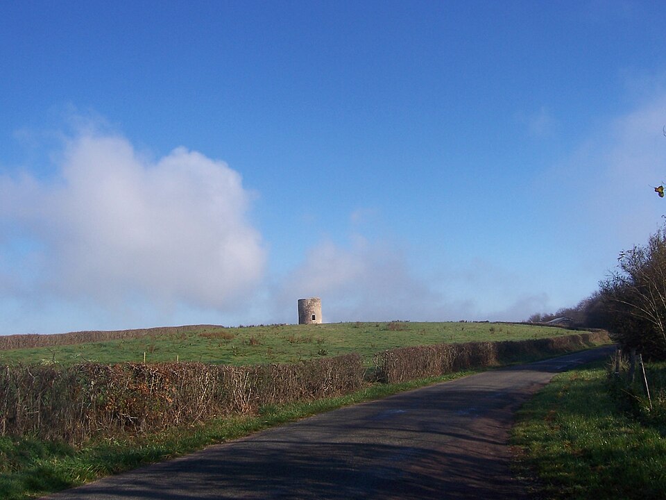 SaintMartinDAuxyTower