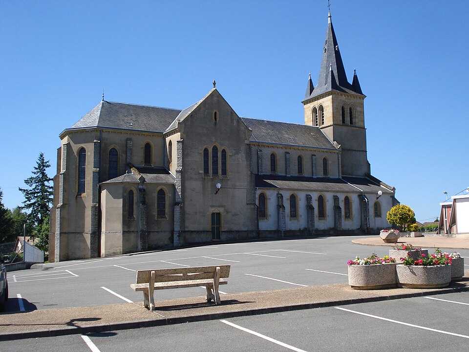 Uxeau (Saône — et — Loire, Fr) l'église