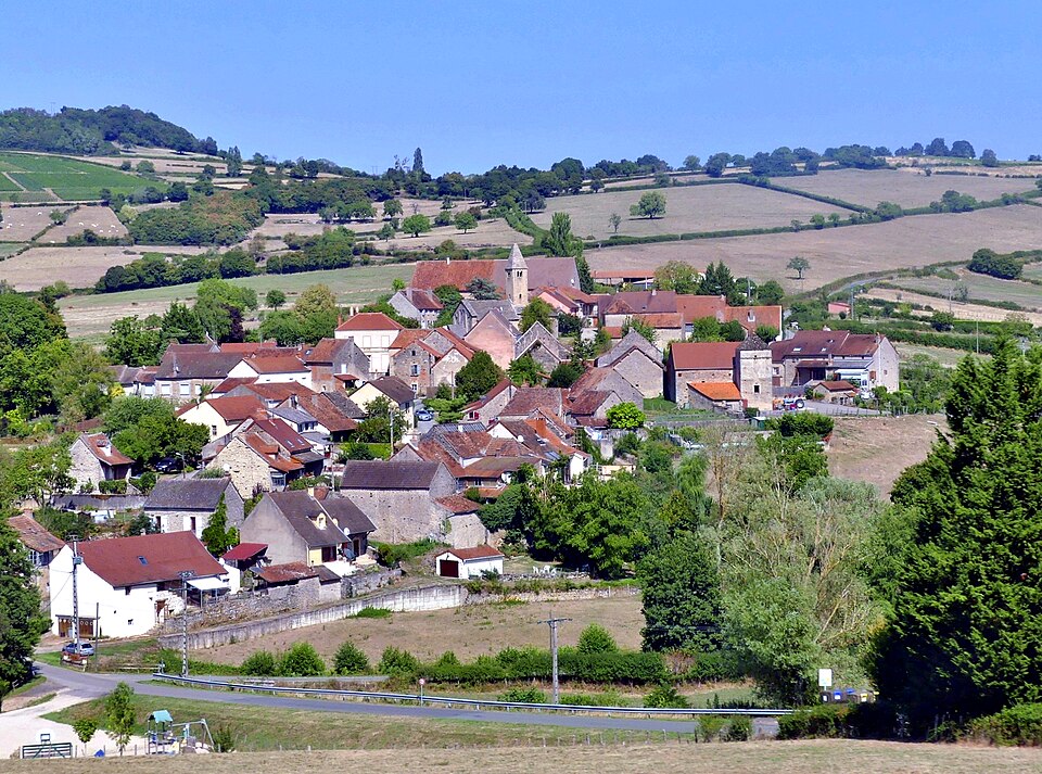 Vaux — en — Pré vu depuis la LGV (été 2018)