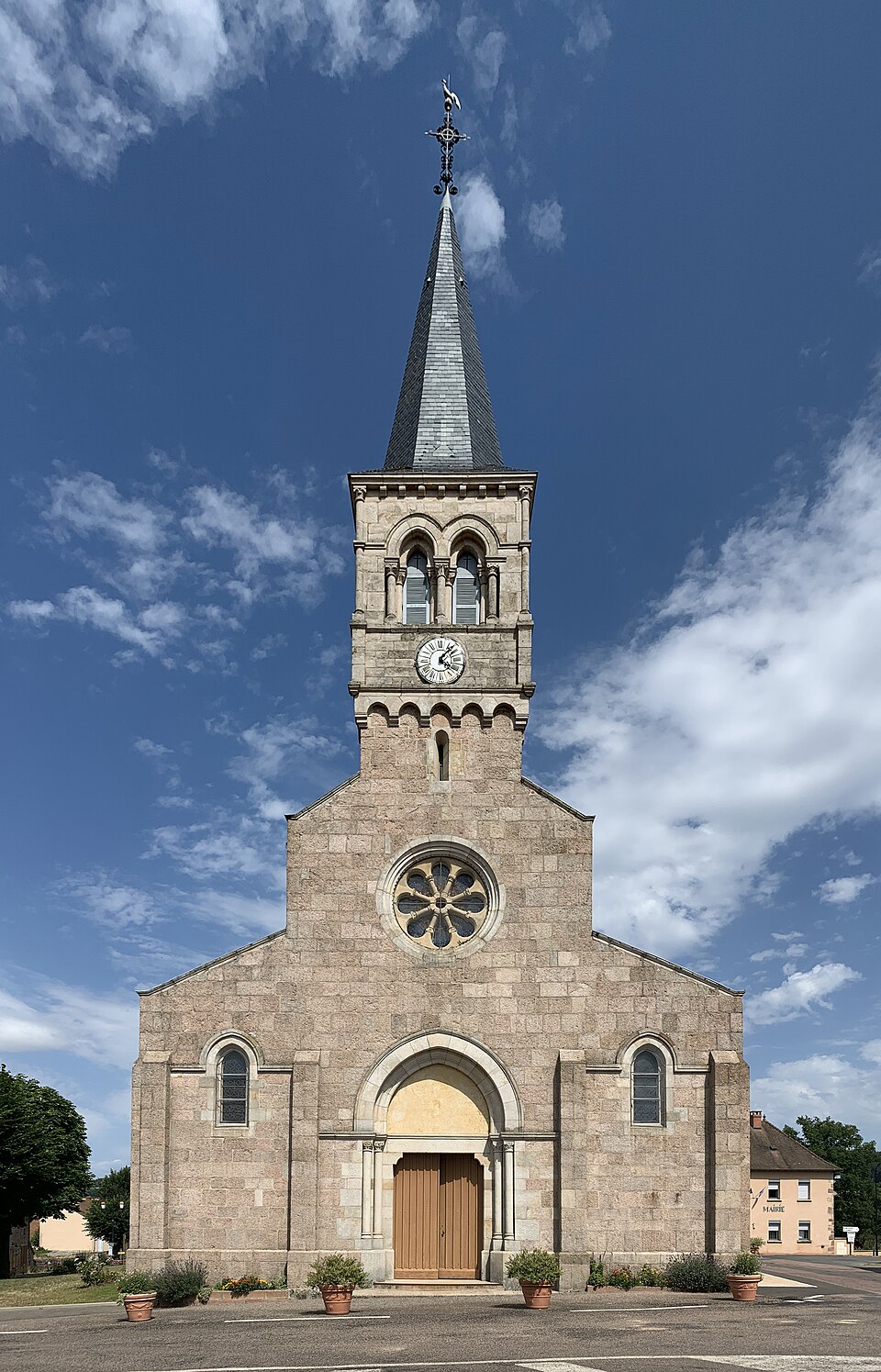 Église St Laurent Verosvres 2