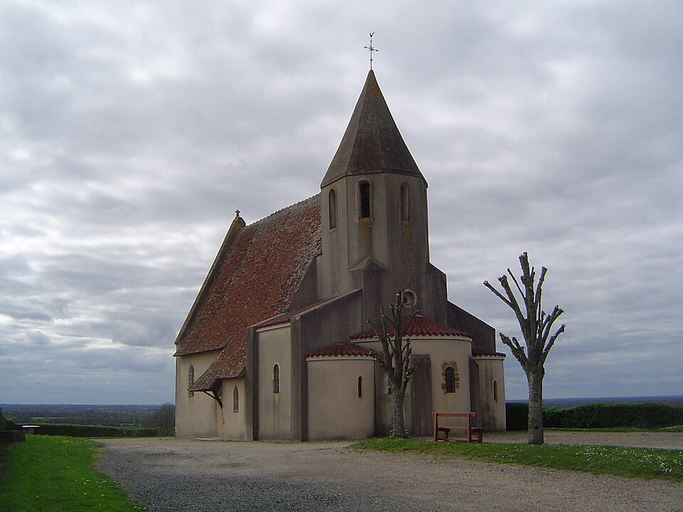 Vitry — sur — Loire (église 1)