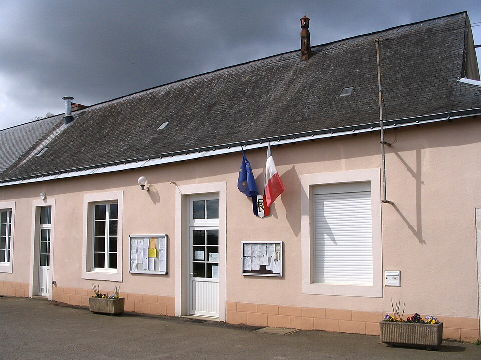 Amné — en — Champagne — Town hall