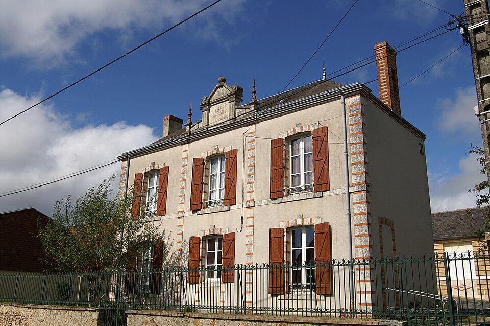 Briosne — lès — Sables — Mairie