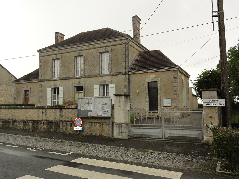 Louvigny (Sarthe) mairie