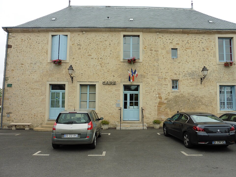 Autre vue mairie nouans