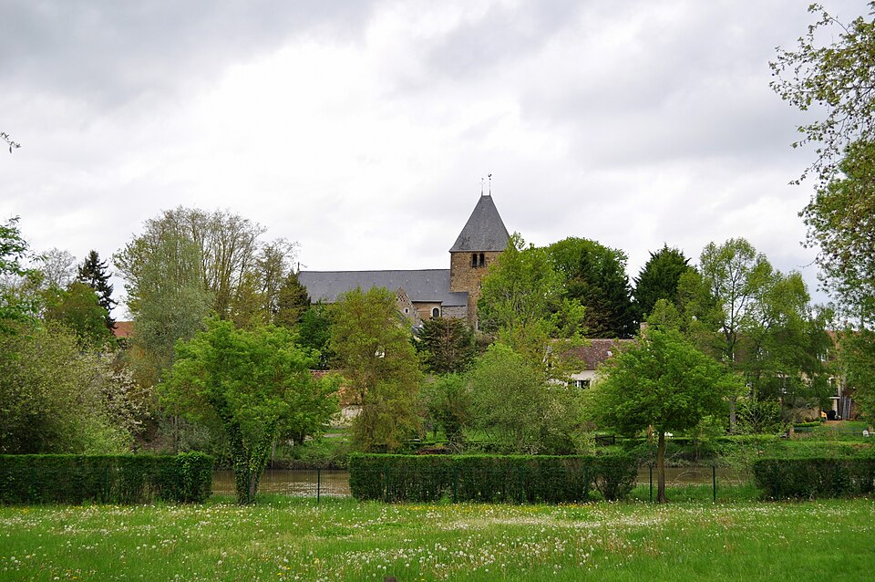 Roézé — sur — Sarthe — Vue générale 1 (2012)