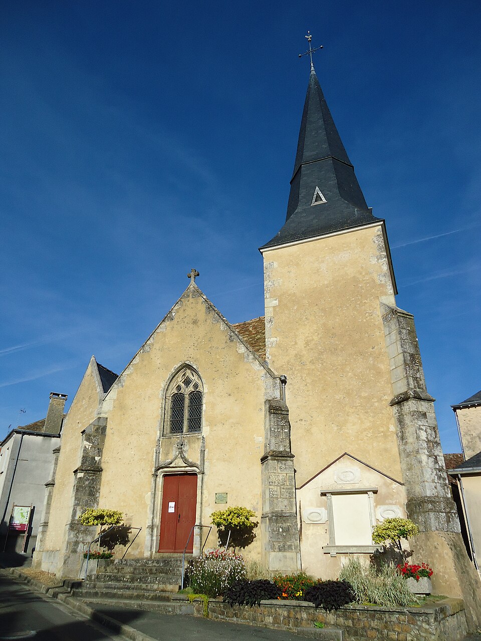 Saint — Cosme — en — Vairais — Contres — Eglise Saint — Augustin