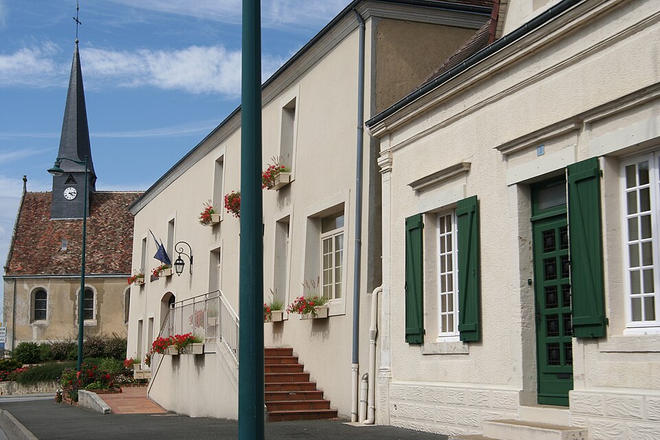 Saint — Rémy — des — Monts 120814 — 01 mairie