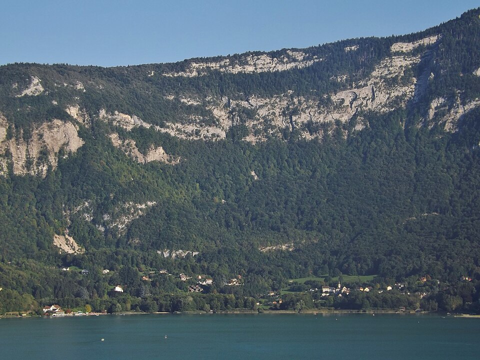 Aiguebelette — le — Lac, panoramique (2015)