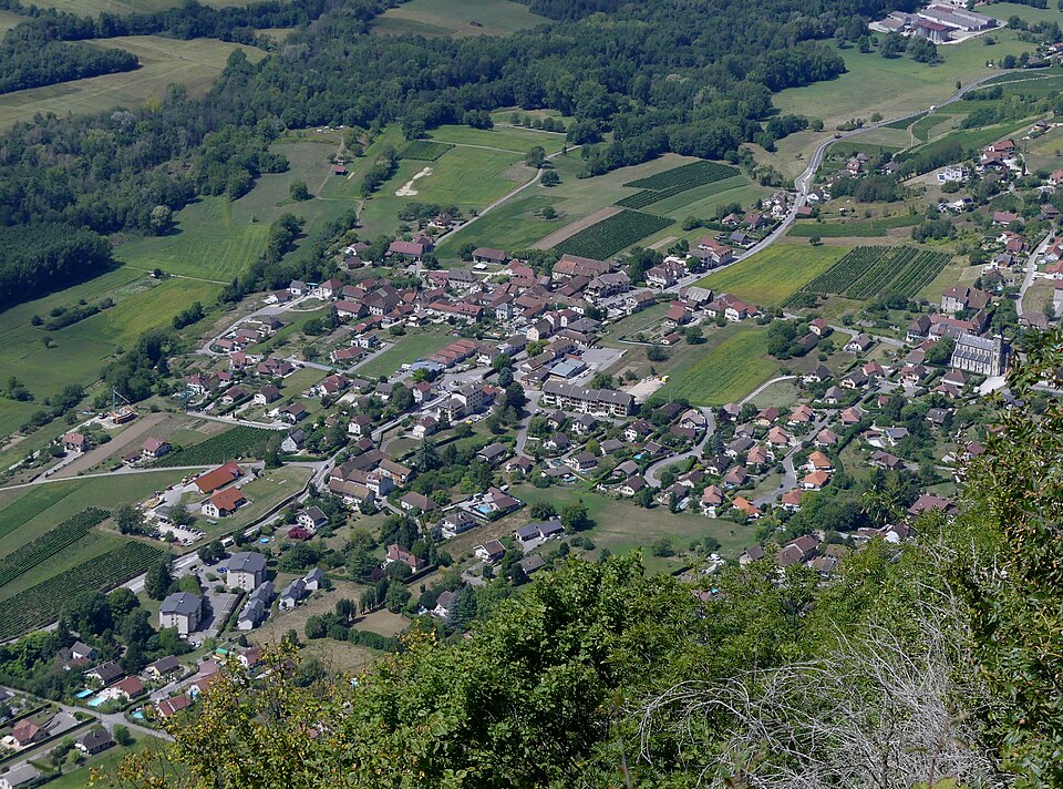 Chindrieux vu de la montagne de Cessens (été 2020)