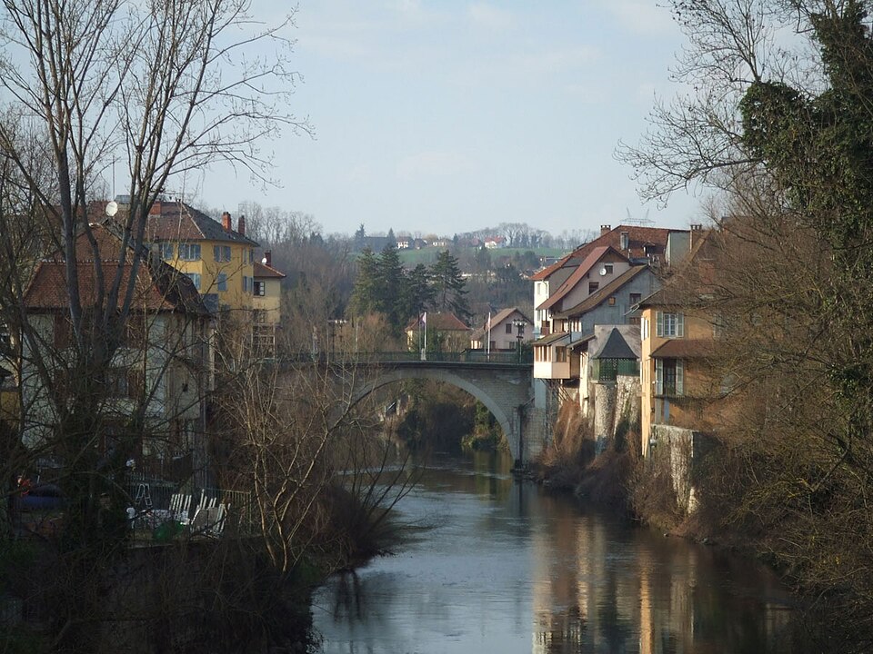 Pont — Guiers38 — 73