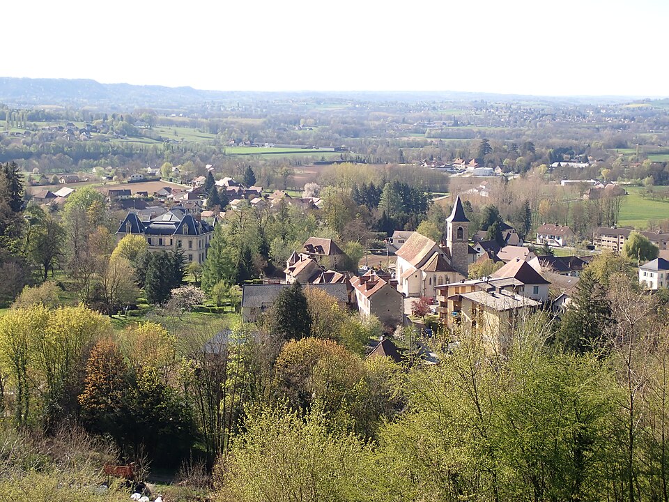 Vue de Saint — Béron depuis La Perche