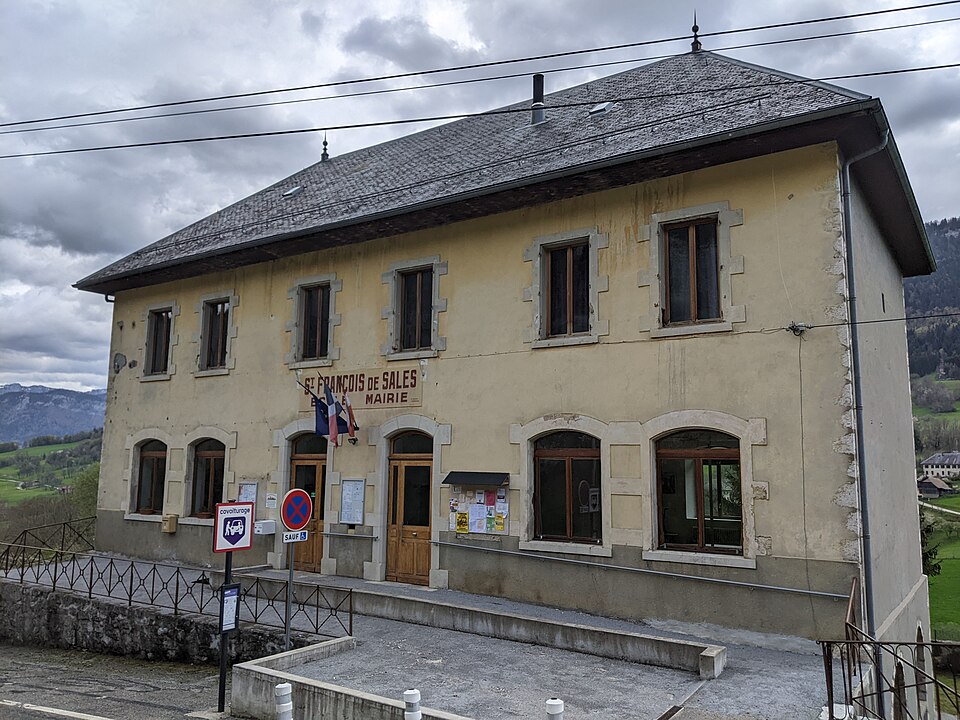 Saint — François — de — Sales — Mairie (avr 2023)