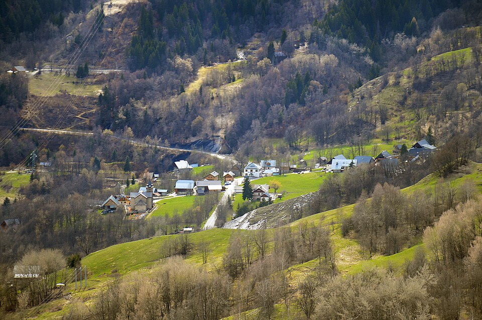 View of Villarembert from Les Trois Croix, 2023