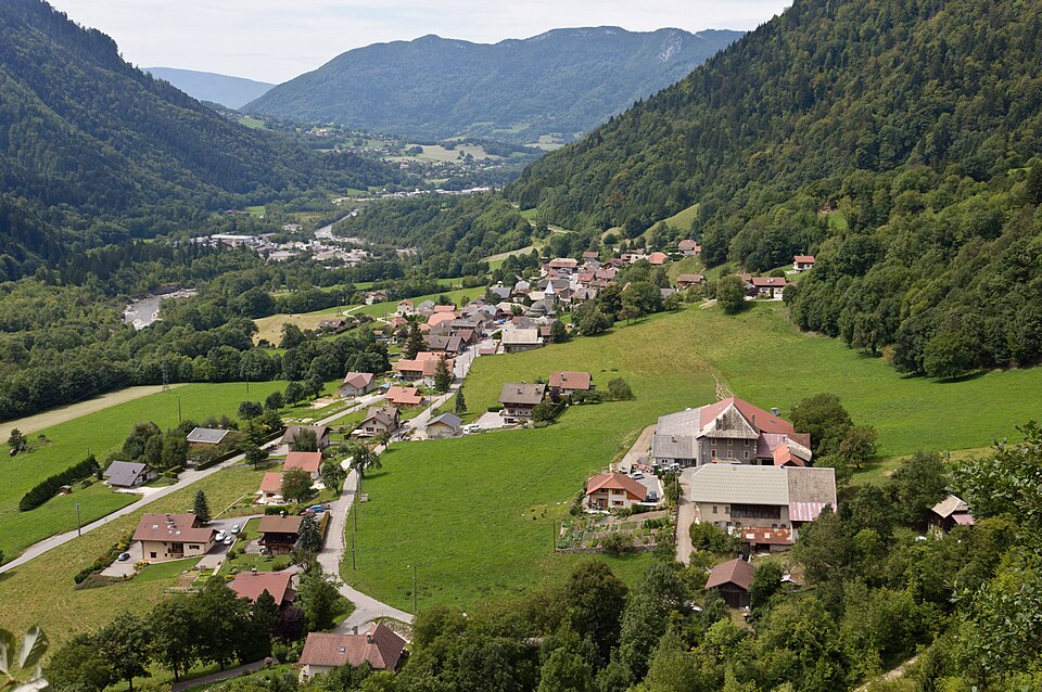 La Balme — de — Thuy