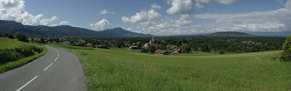 Perrignier centre depuis route du Villard