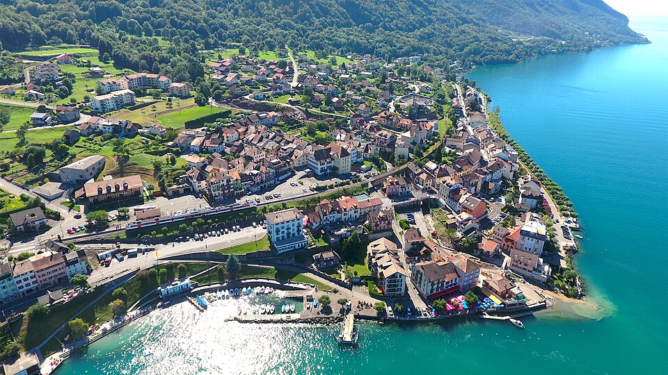 Saint — Gingolph vu du ciel