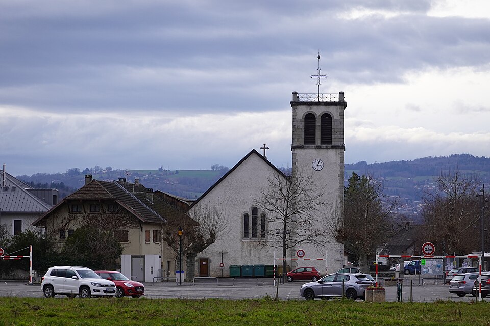 Église Saint — Pierre @ Saint — Pierre — en — Faucigny (51032484612)
