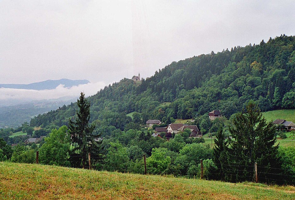 Saint — Sylvestre — vue — de — Chapeiry