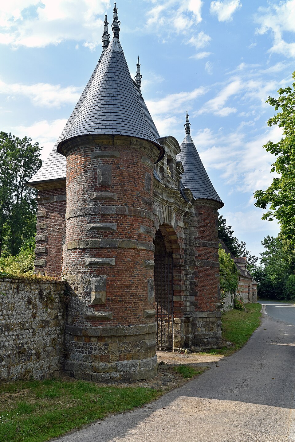 Portail — d'entrée — du — château — d'Auberville — à — Auberville — la — Manuel — DSC0 — 843