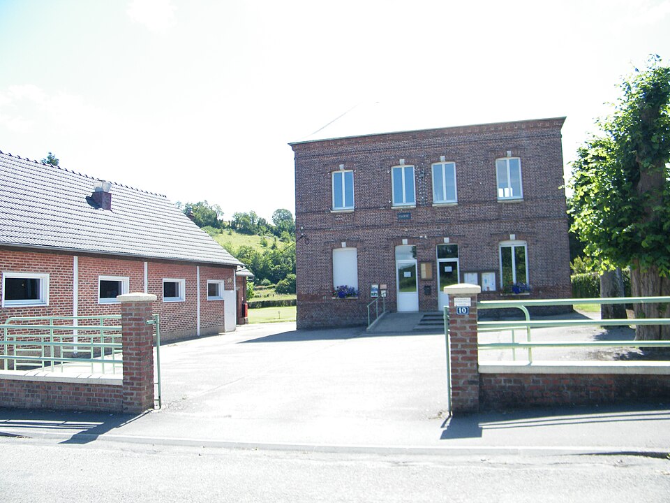 Avesne — en — Val, Seine — Maritime, France, école (2)
