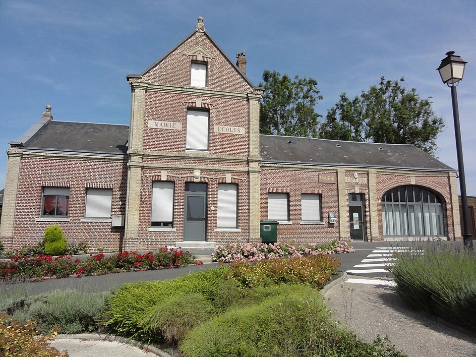 Bertreville (Seine — Mar.) mairie — écoles