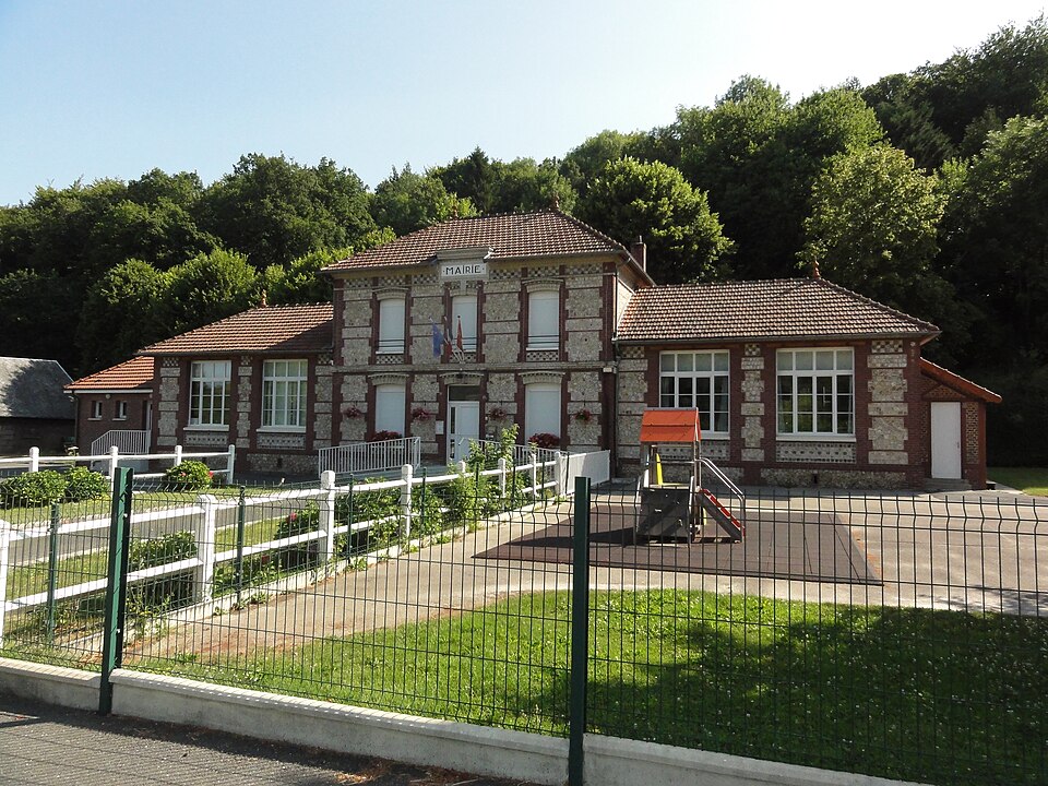 Daubeuf — Serville (Seine — Mar.) mairie — école