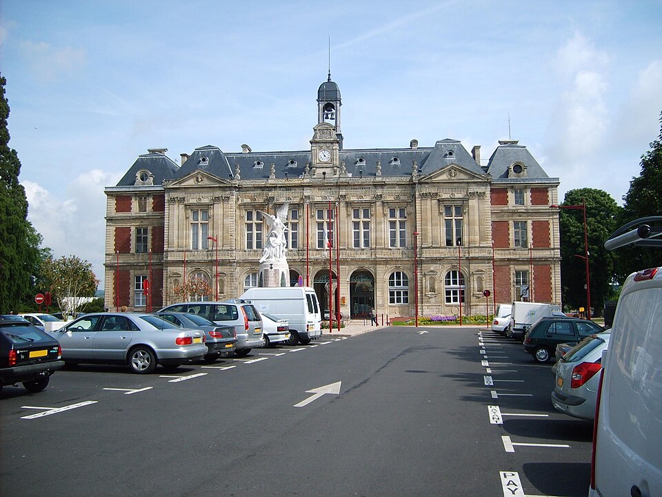 Elbeuf Mairie by N Kasp