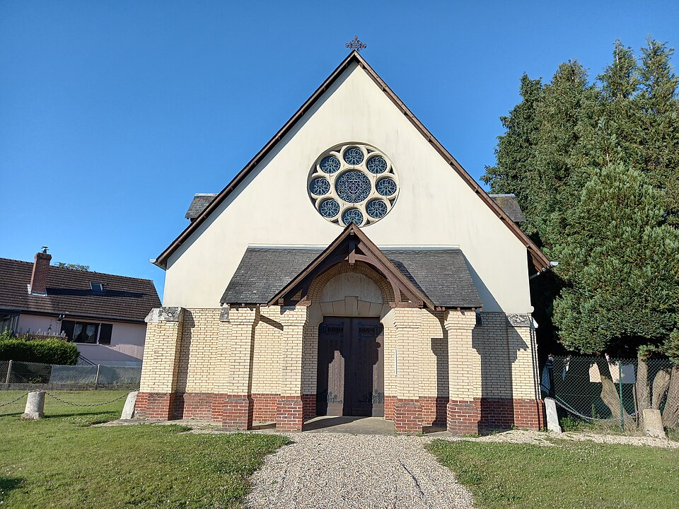 Église Sainte — Jeanne — d'Arc d'Eslettes 2