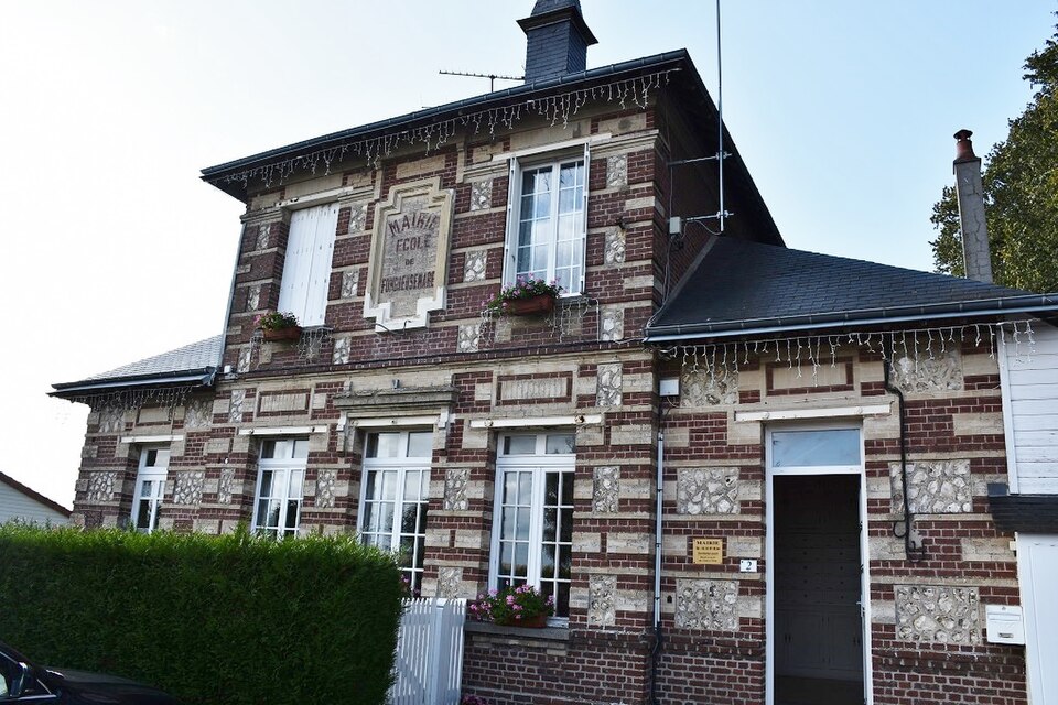 438 Fongueusemare (76280)