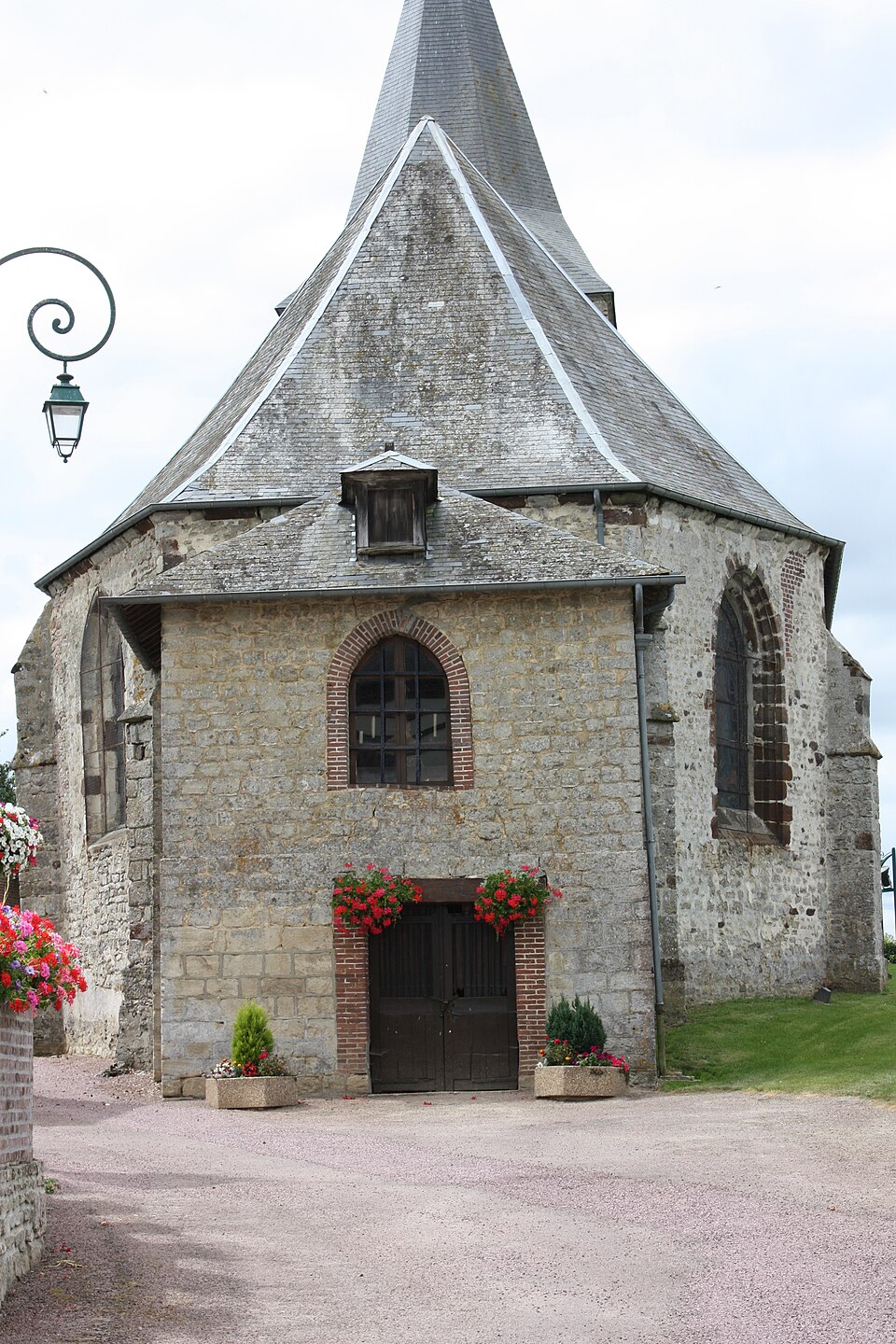 Grumesnil — Eglise Saint — Pierre 1