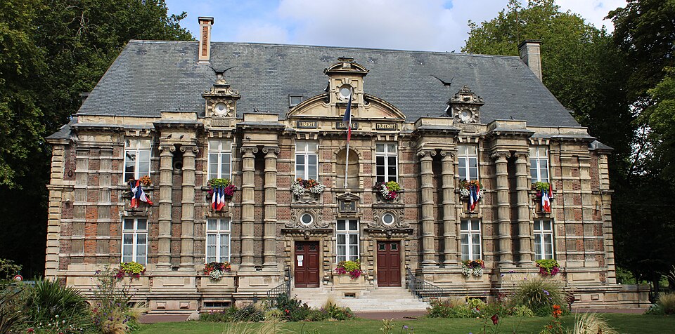 Harfleur Hôtel — de — Ville 11