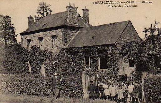 Heugleville — sur — Scie Carte postale 10