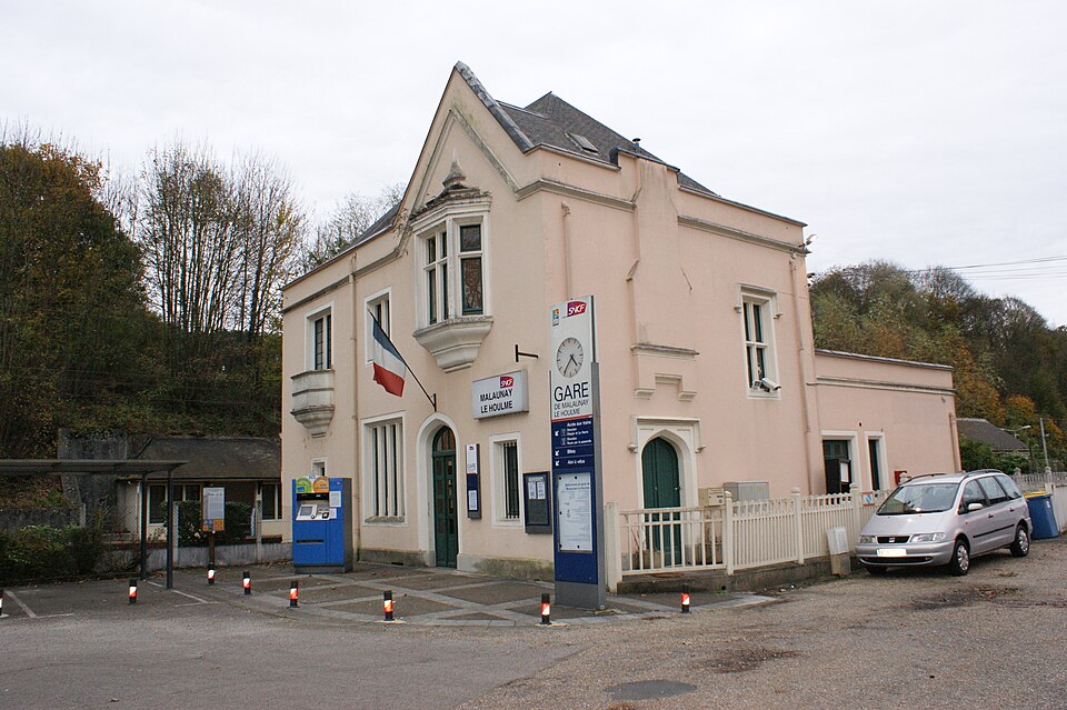 Gare — Malaunay — Le — Houlme — 2014 02
