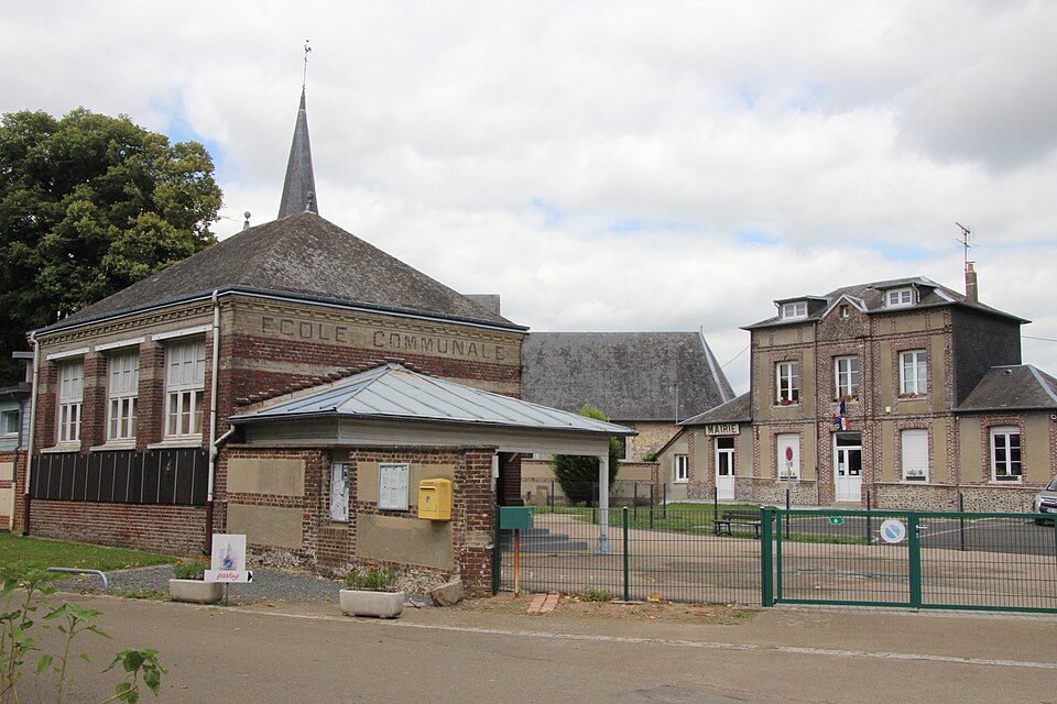 Mairie Longuerue 1