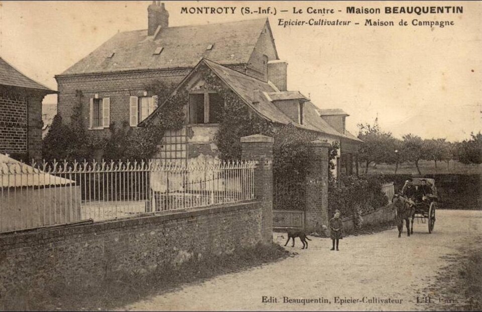 Montroty Carte postale 10