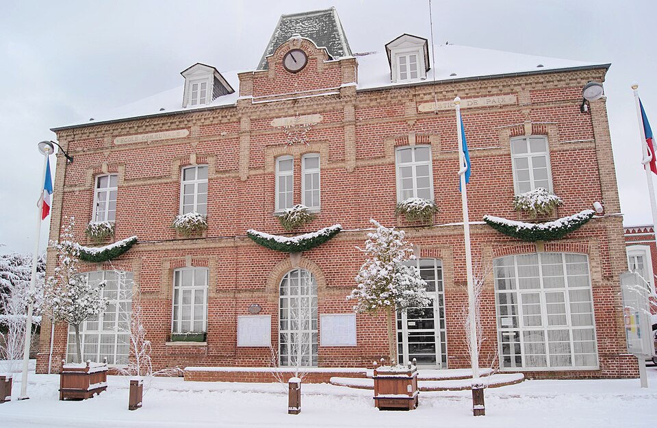Mairie Offranville sous neige — retouche